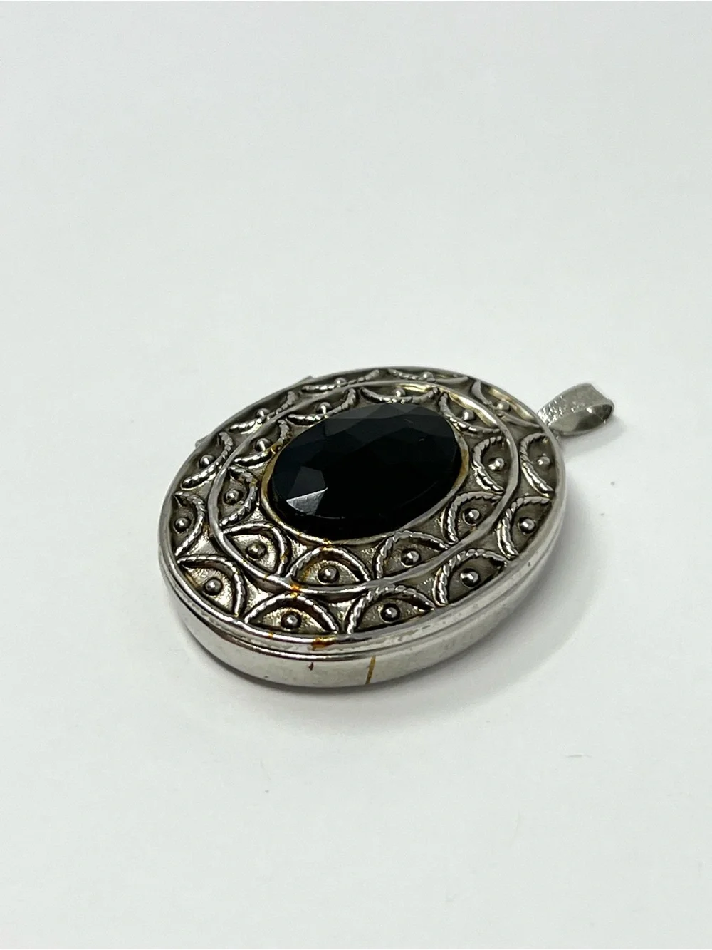Vintage 1966 Avon Silvertone Black Faceted Stone Solid Perfume Locket Pendant